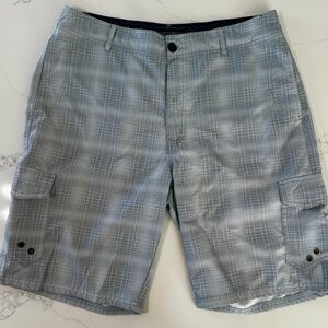 Ocean Current Gray Shorts Size 33 Waist Men’s Casual Summer Shorts